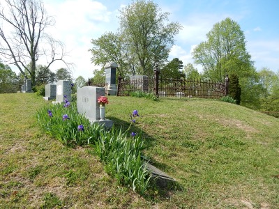 Shamblen Cemetery at Warren Chapel